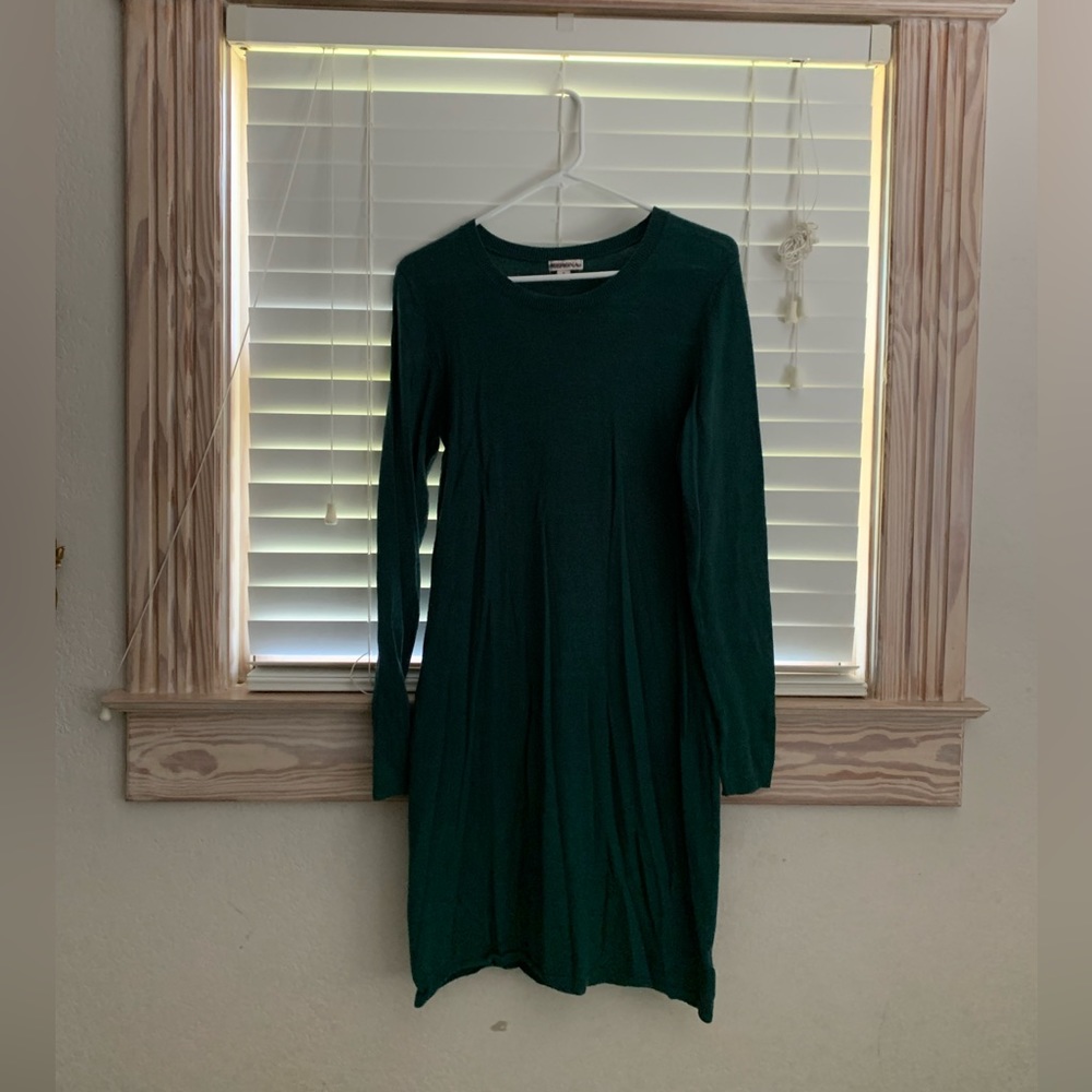 Green bodycon sweater dress